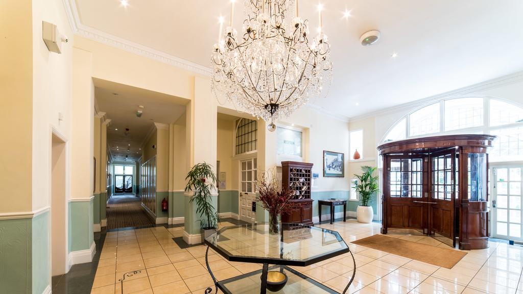 Victorian Apartment บอร์นมัธ ภายนอก รูปภาพ